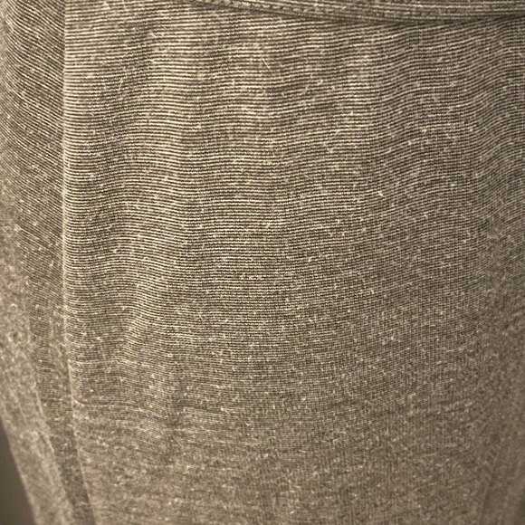 Kristin Nicole Comfy Chic Heathered Grey/Green drawstring Maxi Skirt side slits - Picture 4 of 7